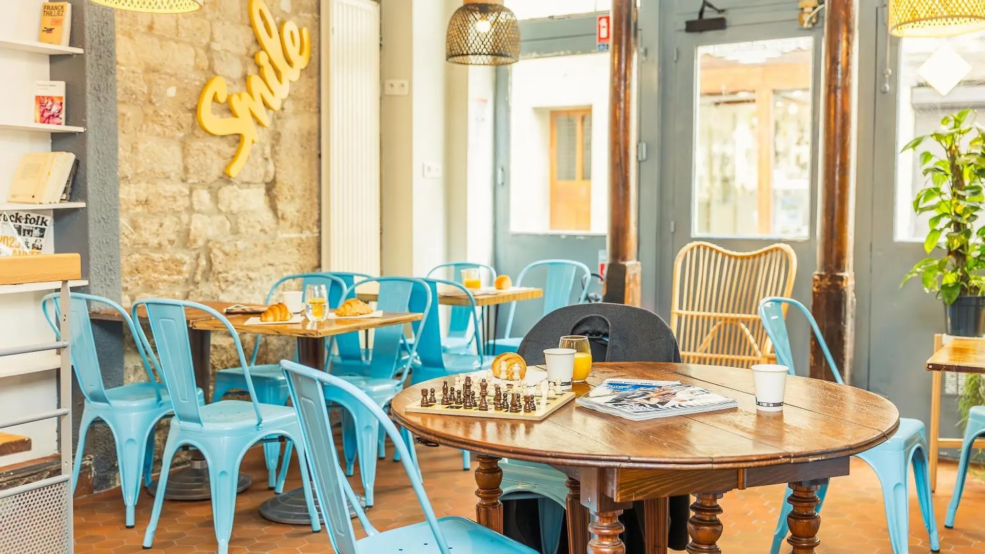 Young And Happy Latin Quarter By Hiphophostels París Hostal